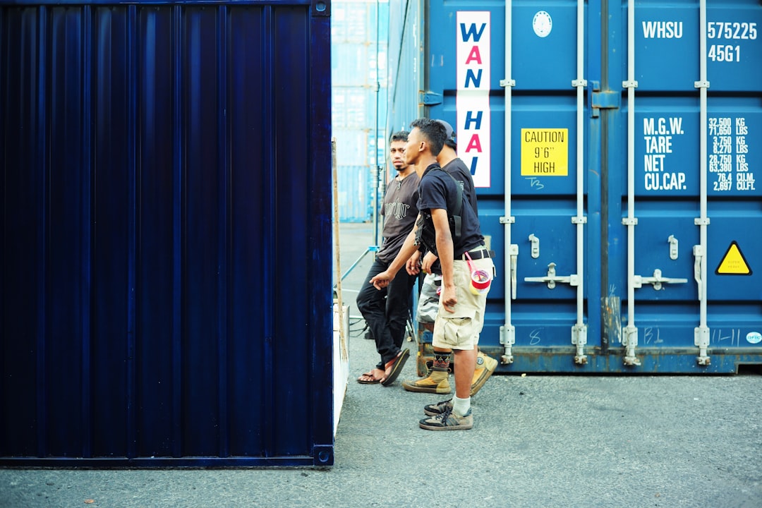 Loading Dock Workers Recruitment: Complete Guide for GCC Employers