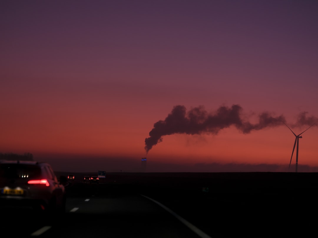 Carbon Footprint Emission Tracking: Complete Guide for GCC Employers