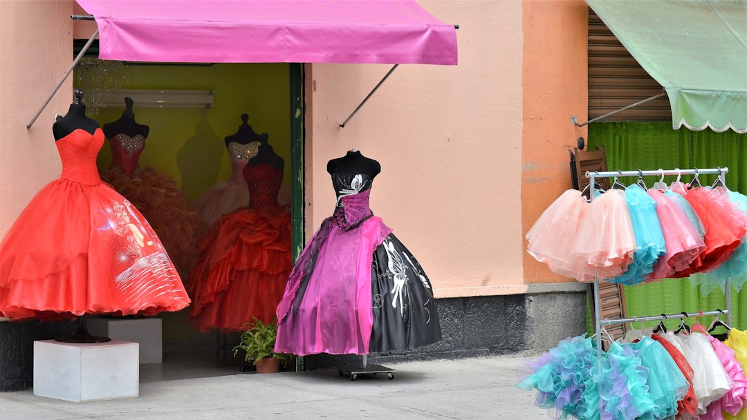 Fashion Show Staffing Event Retail: Complete Guide for GCC Employers