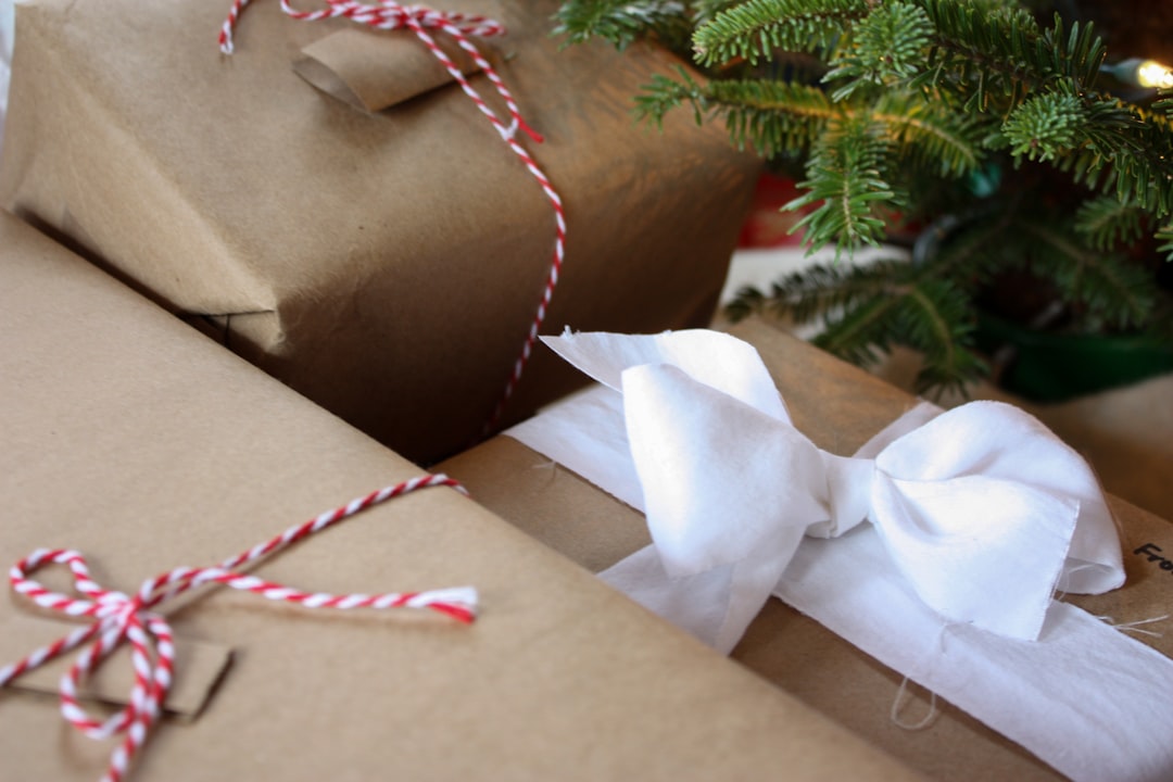 Gift Wrapping Seasonal Staffing: Complete Guide for GCC Employers