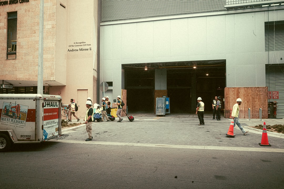 Loading Dock Team Mass Hiring: Complete Guide for GCC Employers